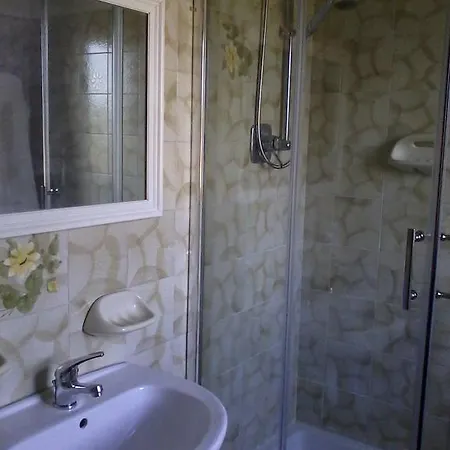 فندق مبيت وإفطار Bosco Fiorito Malgesso